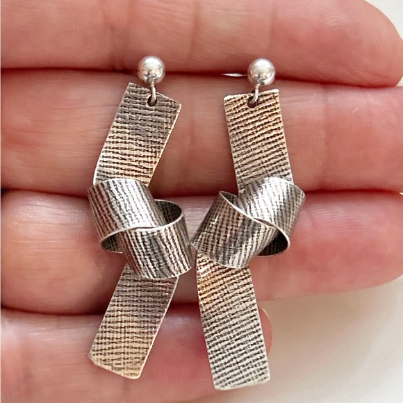 Navajo Steve Yellowhorse Textured Sterling Silver Knot Dangling Earrings